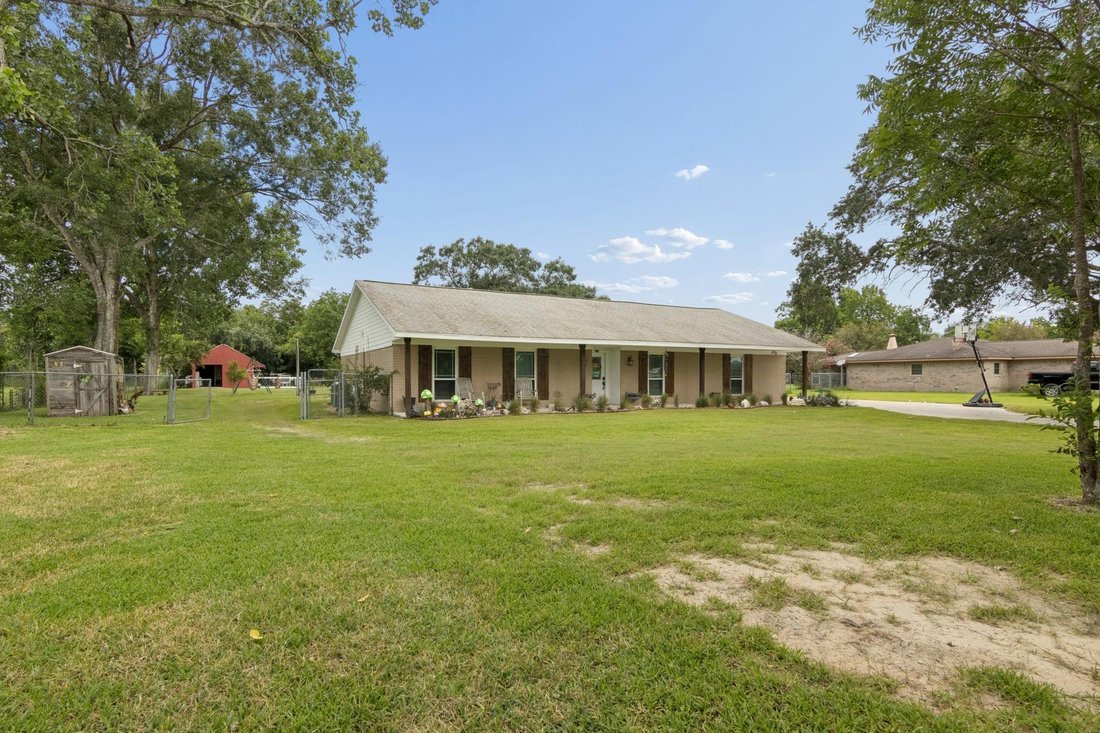 House in Alvin, Texas, United States 4 - 18509397