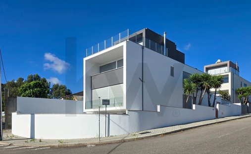 Casa en São Félix da Marinha, Distrito de Oporto, Portugal 1
