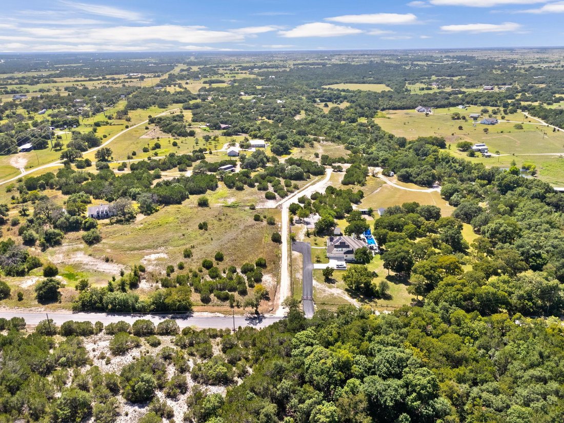 House in Liberty Hill, Texas, United States 3 - 18512225