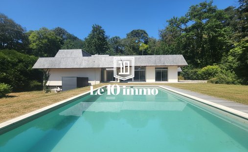 Villa a Bourg Nord, Orvault, Francia 1