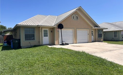 Apartment in Seguin, Texas, United States 1