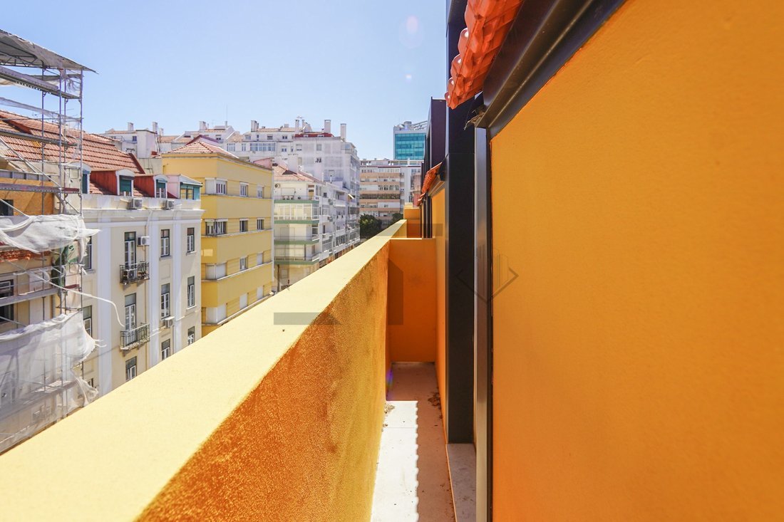 Apartment in Sao Domingos de Benfica, Lisbon, Portugal 4 - 18516215