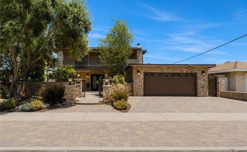 House in Santa Ana, California, United States 1