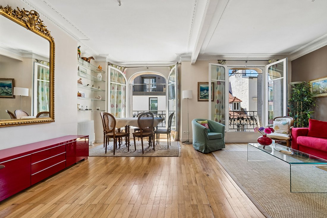 Apartment in Invalides, Paris 7e Arrondissement, Paris 2 - 18511620