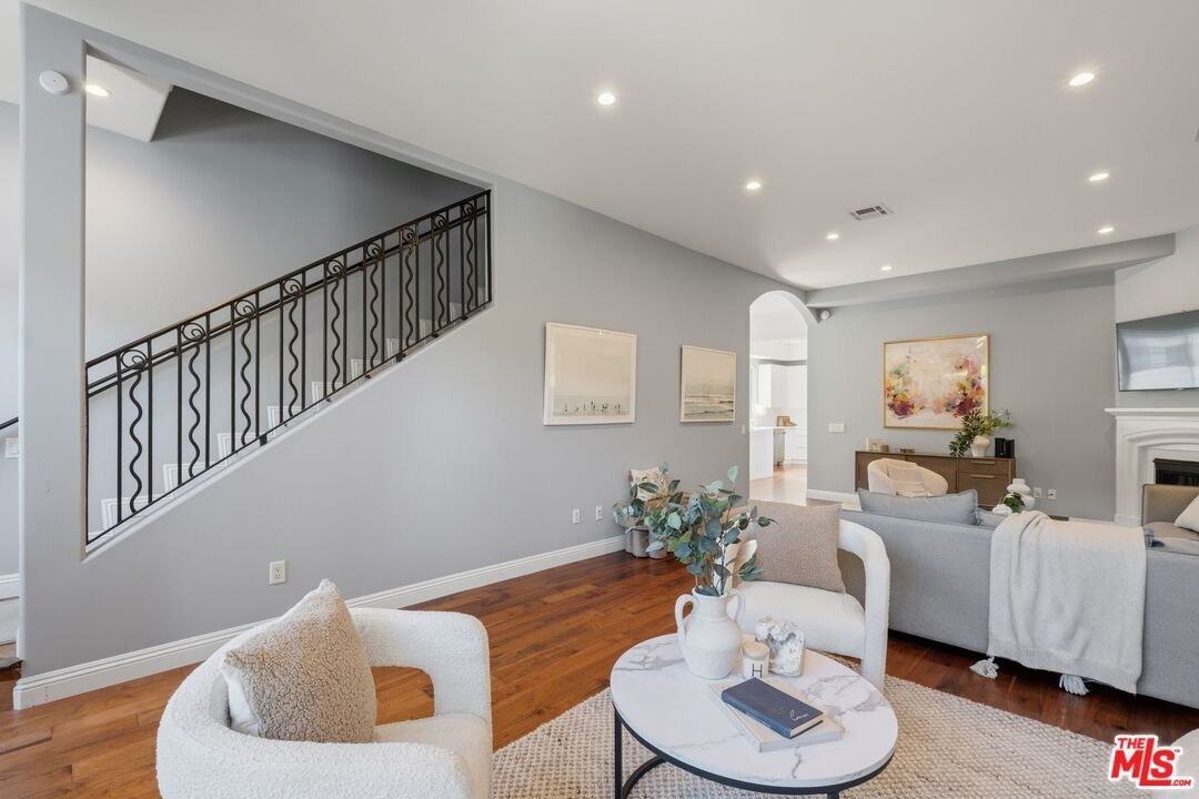 Condo in Los Angeles, California, United States 4 - 18520576