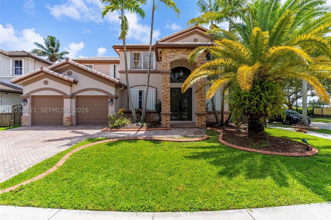 House in Miami, Florida, United States 1 - 18407577