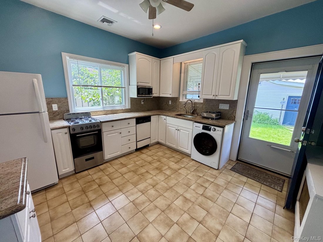 Glen Cove, New York, United States 3 - 18513431
