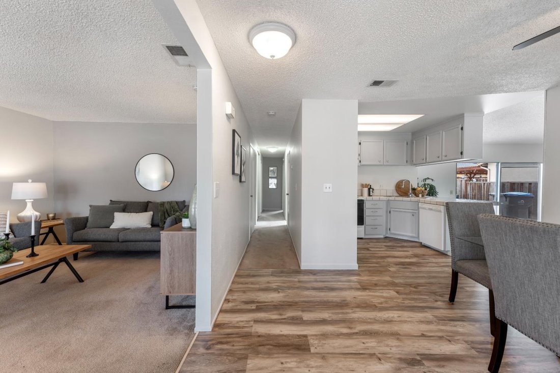 House in San Jose, California, United States 4 - 18518572