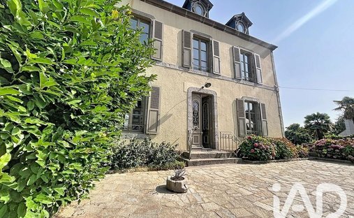 House in Dol-de-Bretagne, Brittany, France 1