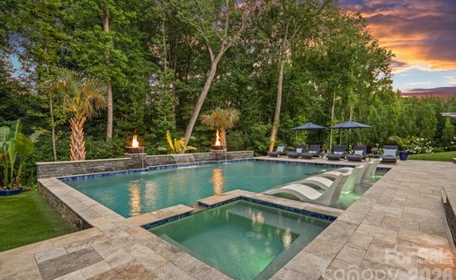 House in Huntersville, North Carolina, United States 1