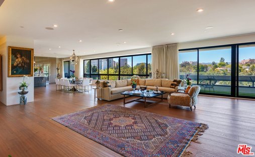 Condo in Los Angeles, California, United States 1