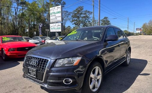 2012 Audi Q5 3.2 Quattro Premium Plus Sport Utility 4D in Tallahassee, FL, United States 1