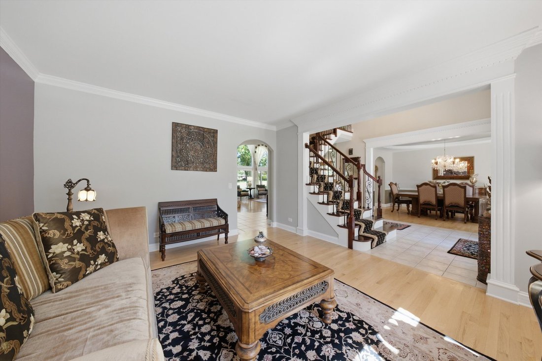 House in Aurora, Illinois, United States 4 - 18515299