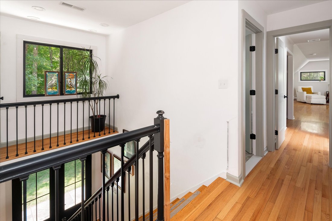 House in Guilford, Connecticut, United States 2 - 18510618