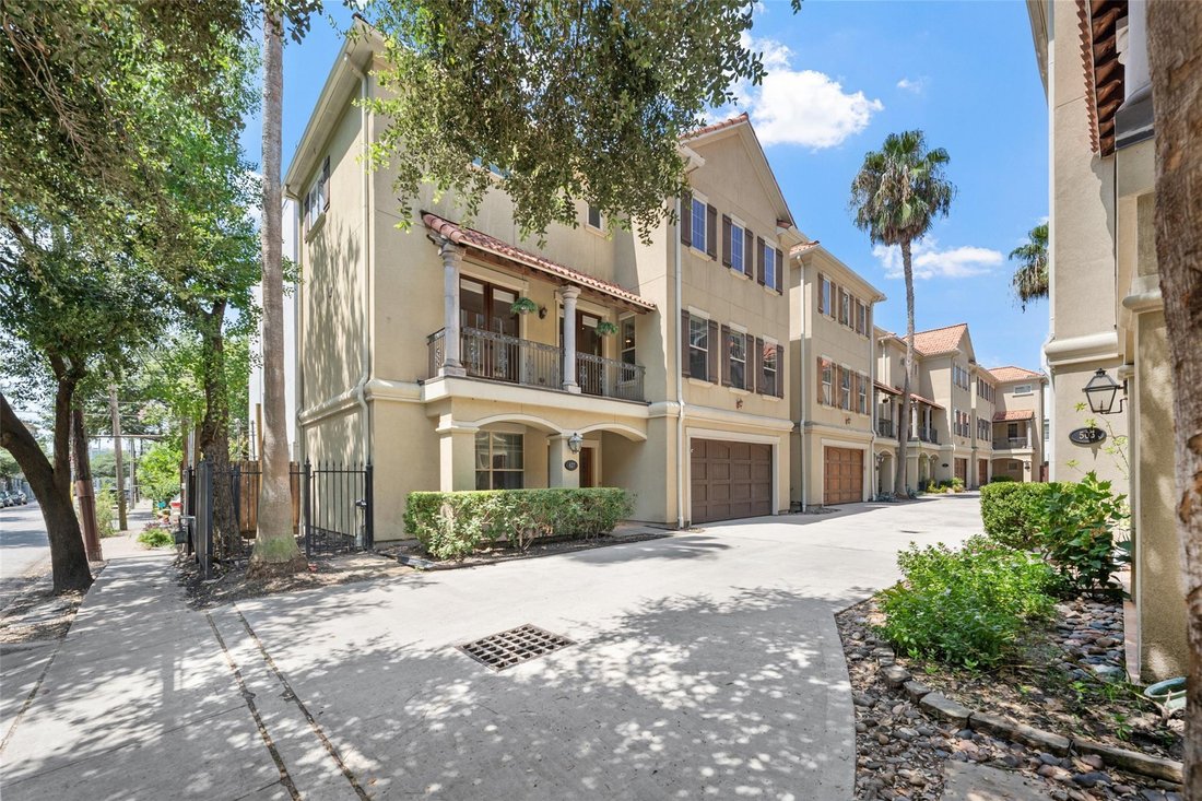 House in Houston, Texas, United States 1 - 18509373