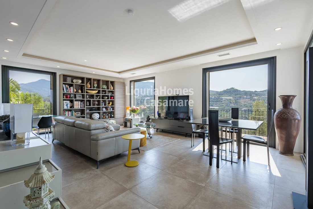 Villa in Bordighera, Liguria, Italy 1 - 18517156