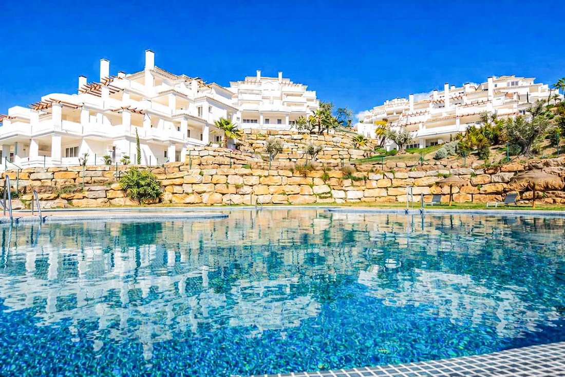 Apartment in Nueva Andalucia, Marbella, Spain 2 - 18513599