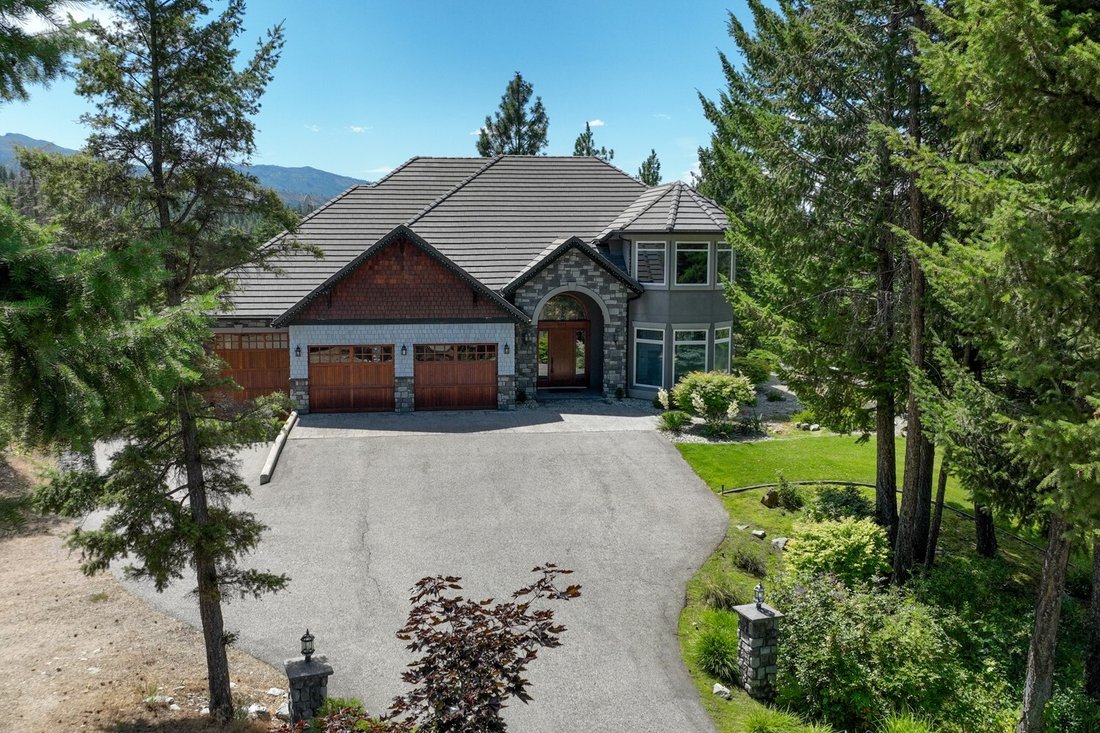 House in Kelowna, British Columbia, Canada 4 - 18519902