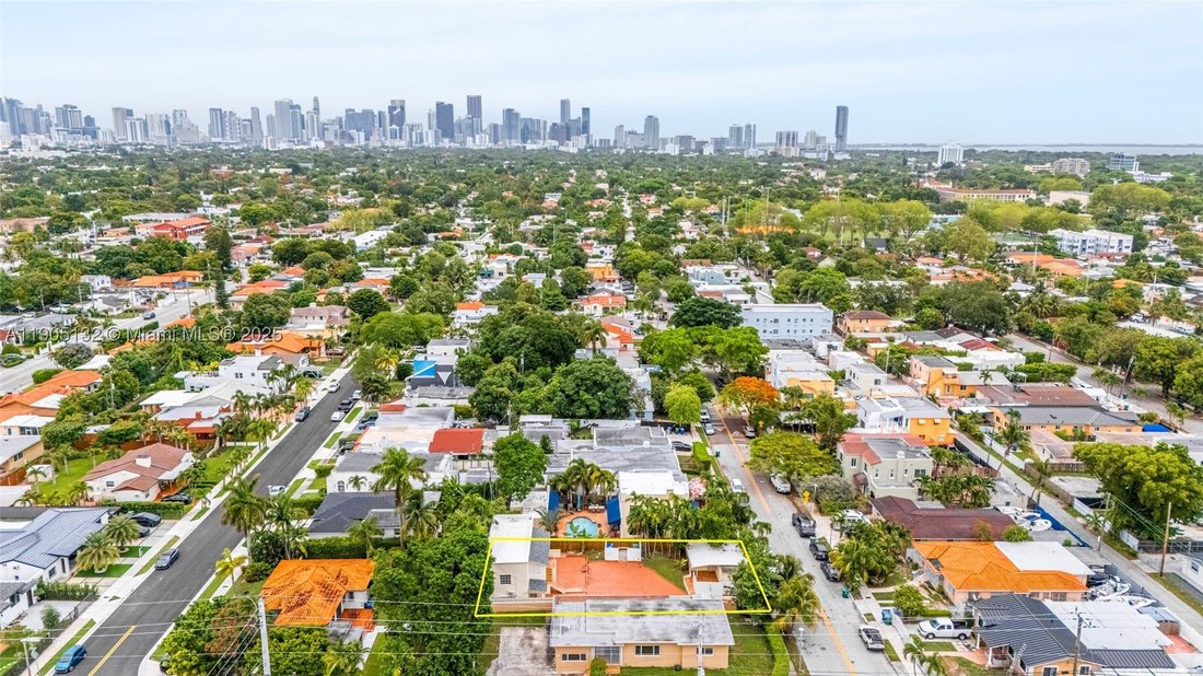 House in Miami, Florida, United States 1 - 17202369