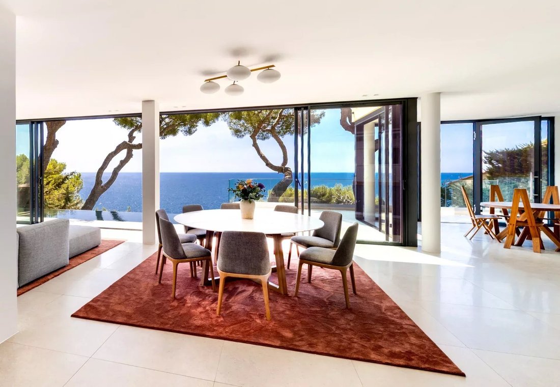 Villa in Èze, Provence-Alpes-Côte d'Azur, France 4 - 18509893