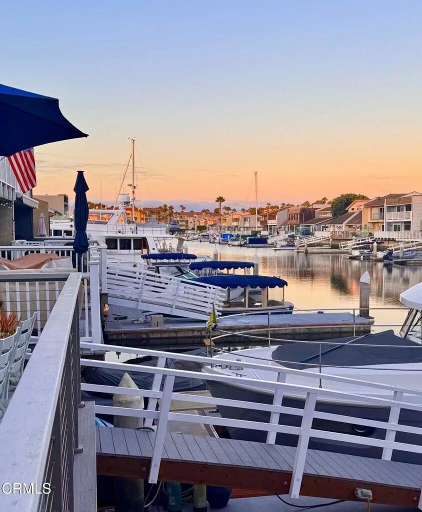 Condo in Oxnard, California, United States 1 - 18513112