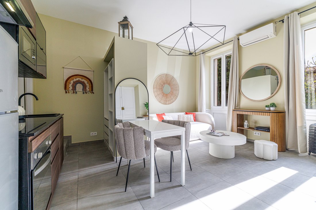 Estate in Village, Villeneuve-Loubet, France 4 - 18513621