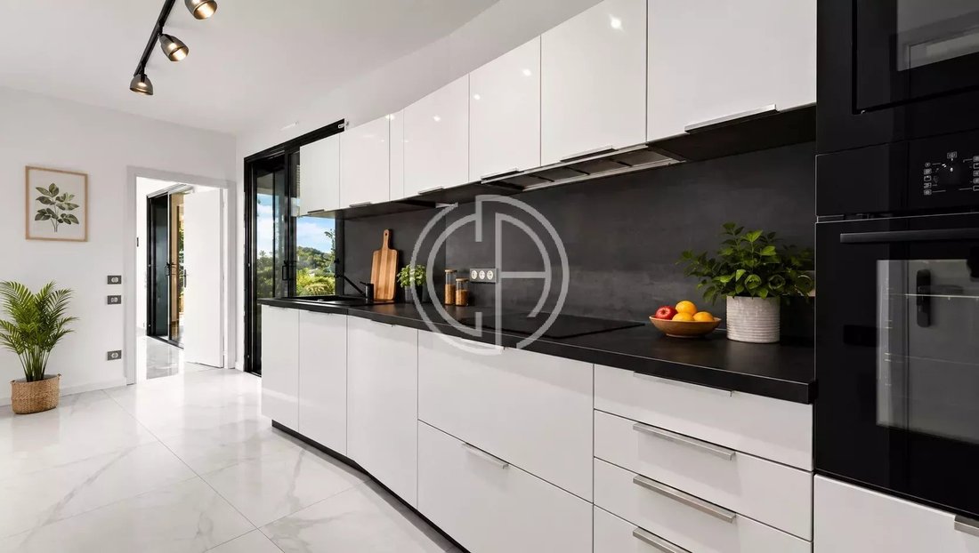 Apartment in Croix des Gardes, Cannes, France 4 - 18500500