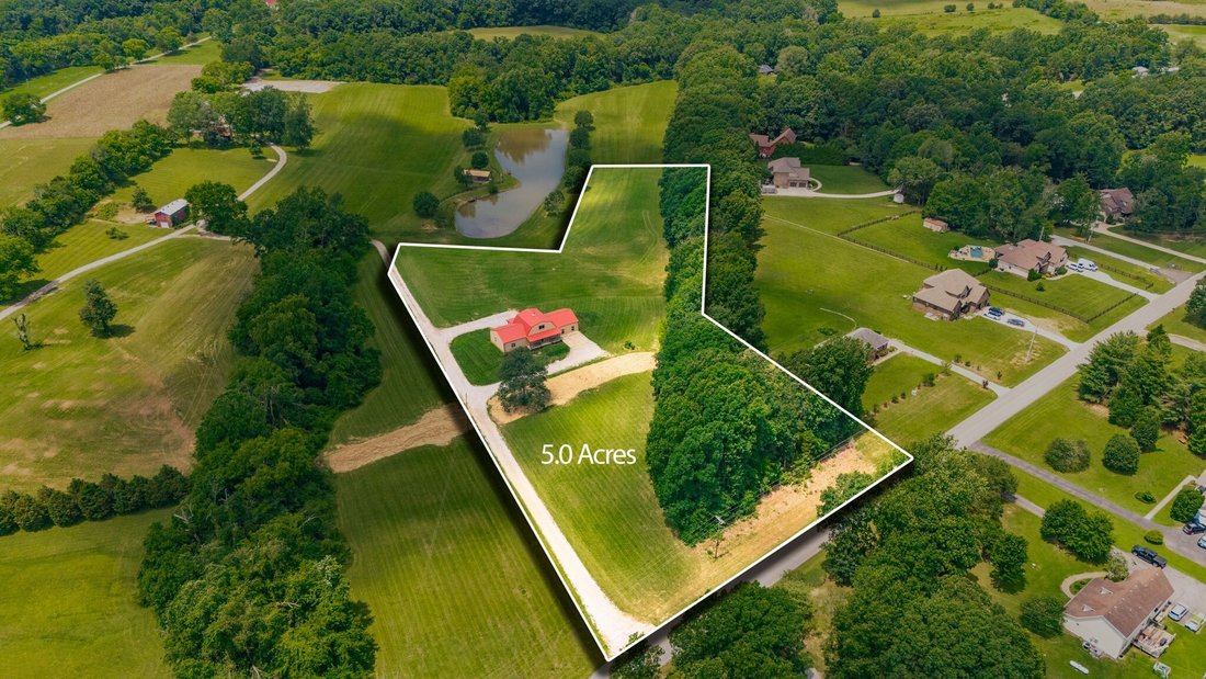 House in Greenbrier, Tennessee, United States 1 - 18512417