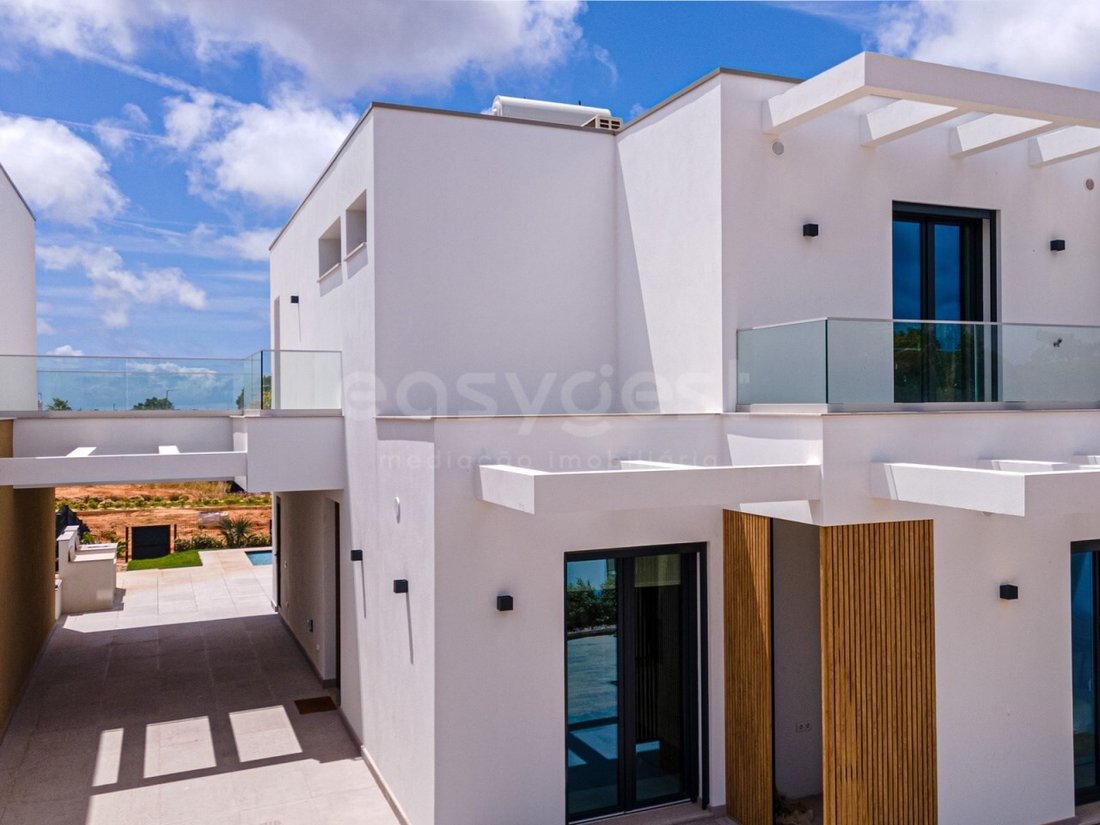 Maison à Quarteira, Algarve, Portugal 1 - 18510136