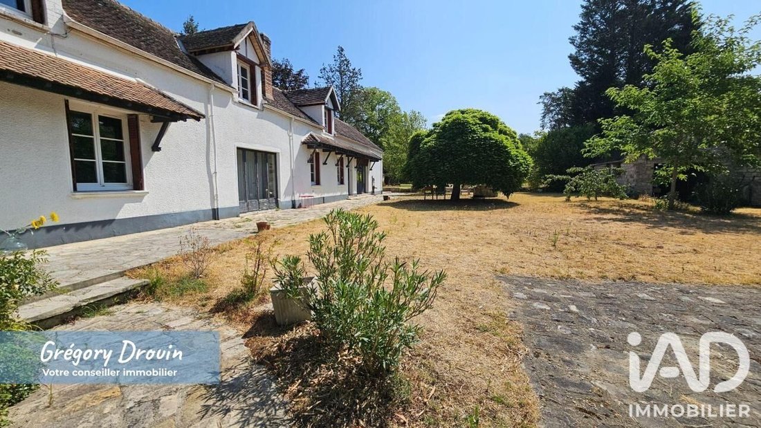 House in Le Vaudoué, Ile-de-France, France 3 - 18518265