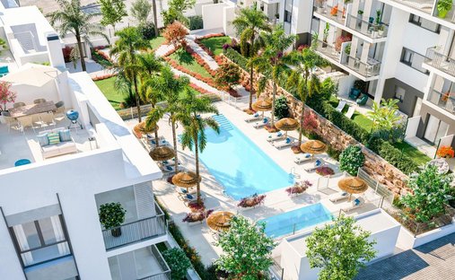 Penthouse in Estepona, Andalusia, Spain 1