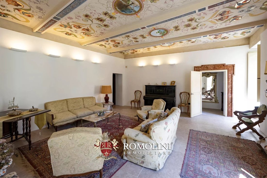 House in Spello, Umbria, Italy 2 - 18510172