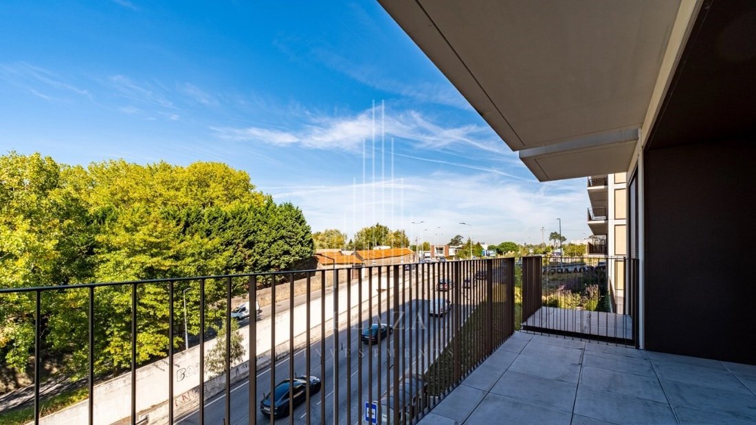 Apartment in Santa Marinha e Sao Pedro da Afurada, Porto District, Portugal 1 - 18510187