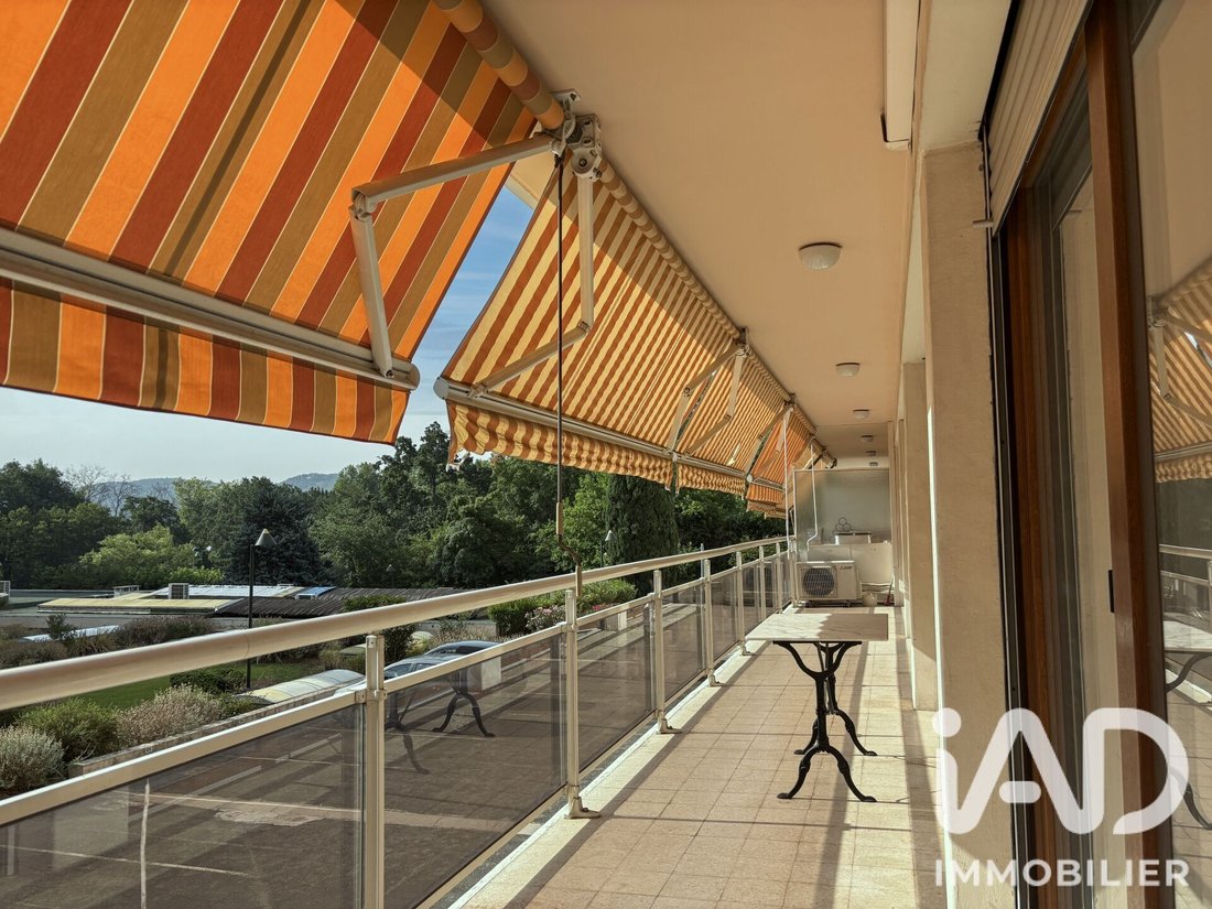 Apartment in Est-Repentance-Les Trois Bons Dieux, Aix-en-Provence, France 1 - 18518287