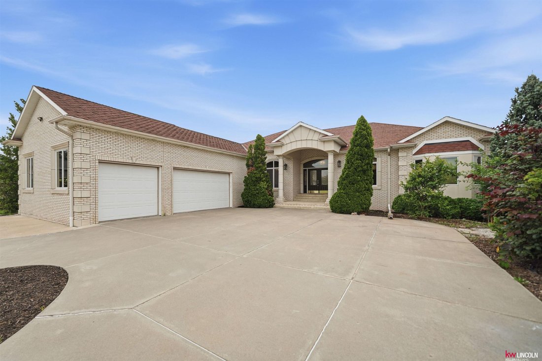 House in Lincoln, Nebraska, United States 1 - 18515309