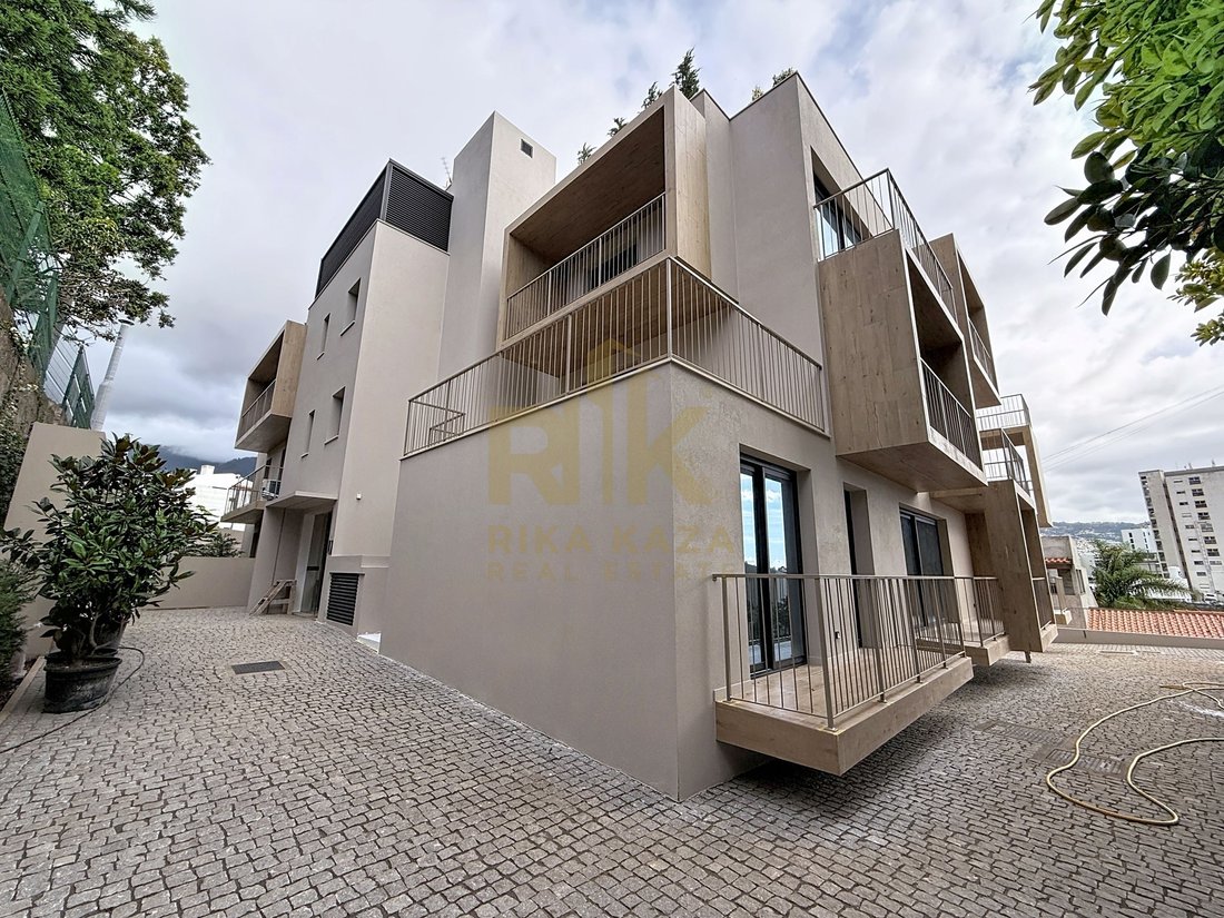 Apartment in Sao Martinho, Madeira, Portugal 1 - 18382793