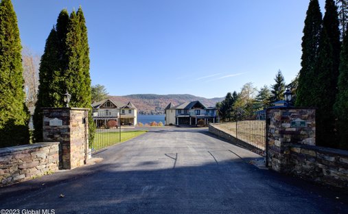 House in Lake George, New York, United States 1