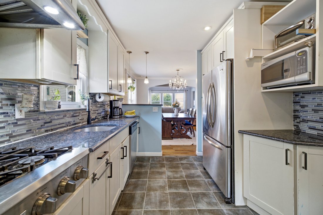 House in Malverne, New York, United States 3 - 18498676