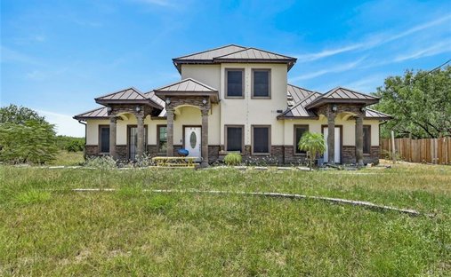 Apartment in Mission, Texas, United States 1
