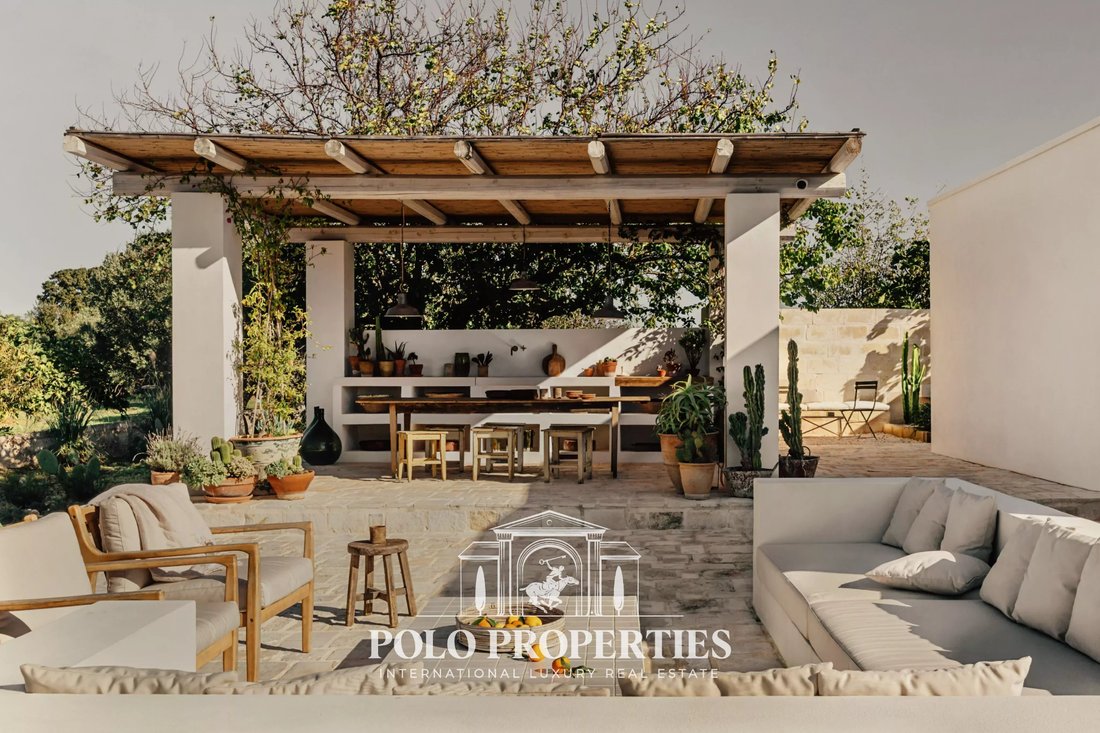 Villa in Locorotondo, Apulia, Italy 4 - 18363814