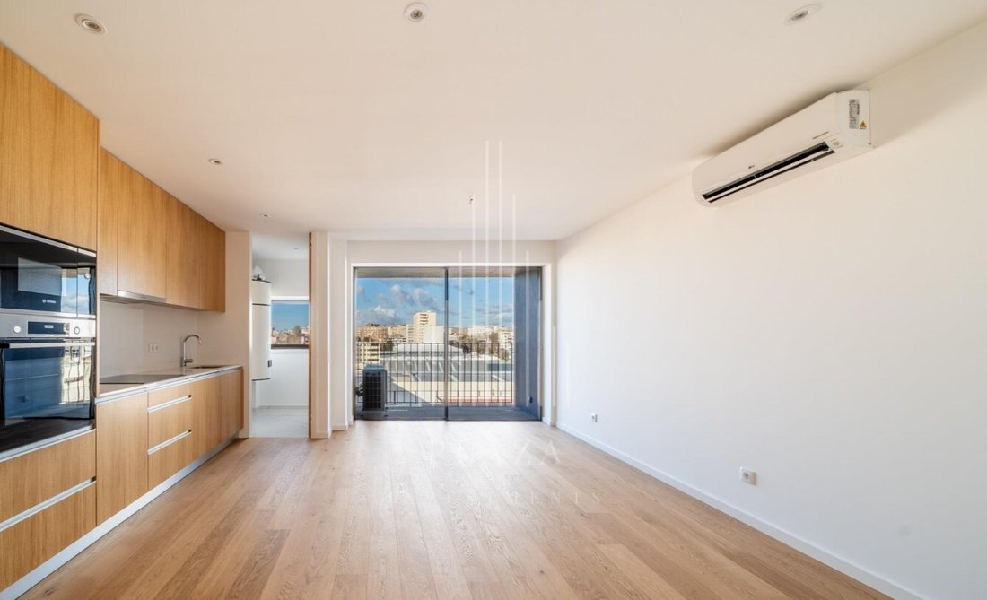 Apartment in Matosinhos e Leca da Palmeira, Porto District, Portugal 3 - 18510196
