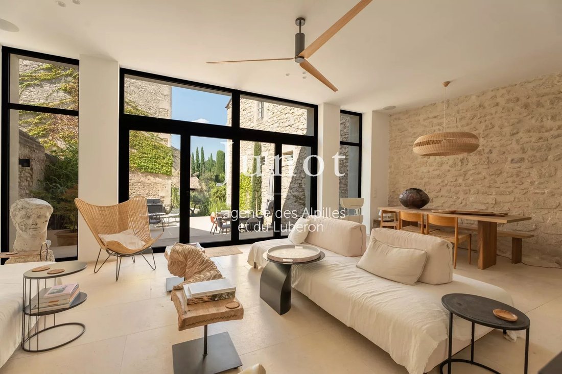 Country House in Saint-Rémy-de-Provence, Provence-Alpes-Côte d'Azur, France 2 - 18510100
