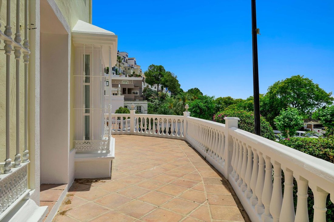 Residenza a La Quinta, Benahavís, Andalusia 1 - 18513482