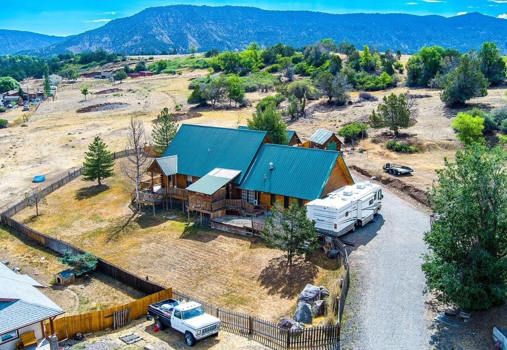 House in Collbran, Colorado, United States 2 - 18511439