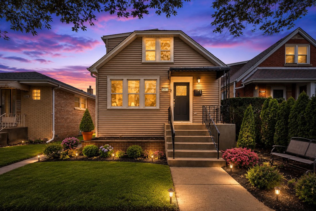 House in Chicago, Illinois, United States 1 - 18373778