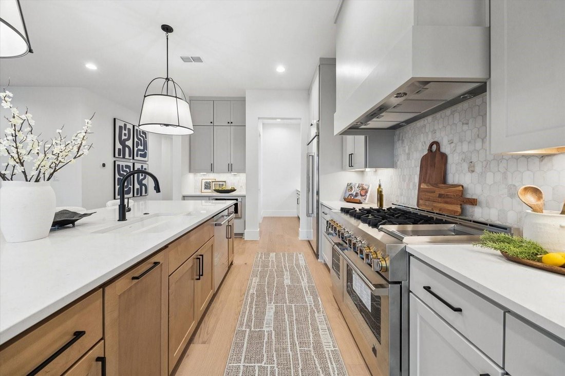 House in Houston, Texas, United States 5 - 18509350