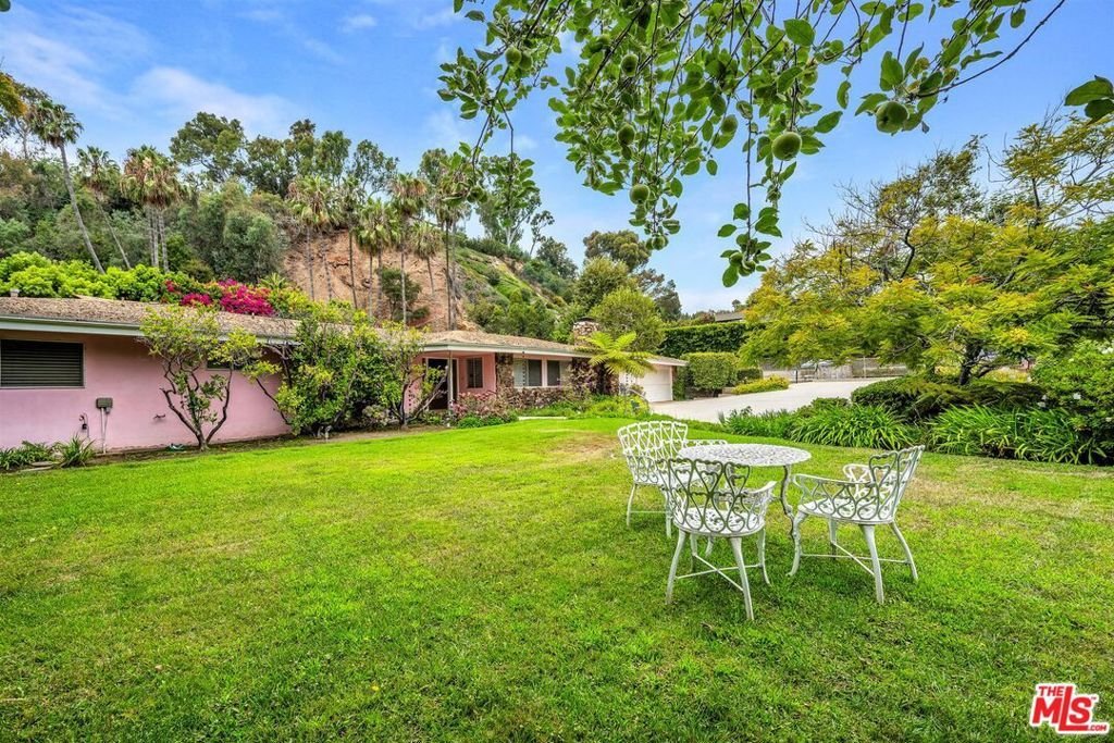 House in Los Angeles, California, United States 3 - 18508148