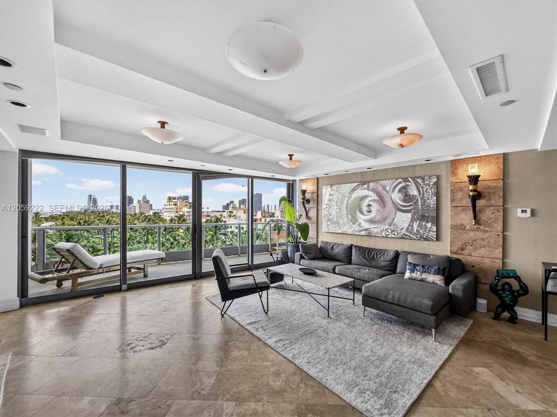 Condo in Miami Beach, Florida, United States 4 - 18513486