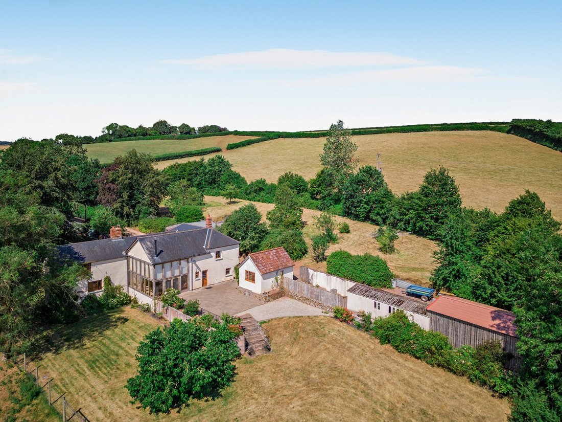 House in Washfield, England 1 - 18508353