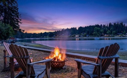 House in Lakebay, Washington, United States 1